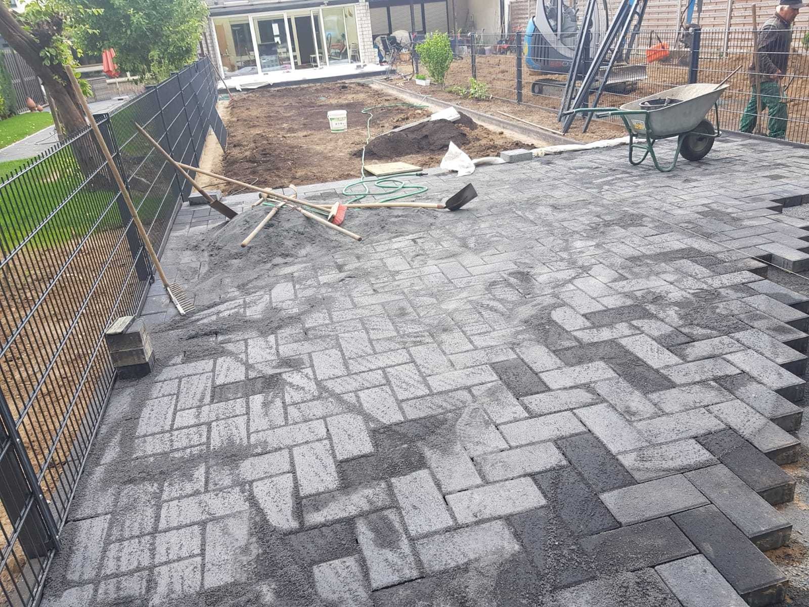 Pflasterarbeiten-Projekt MEG